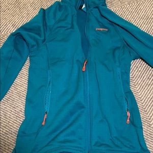 Turquoise patagoina jacket - excellent condition